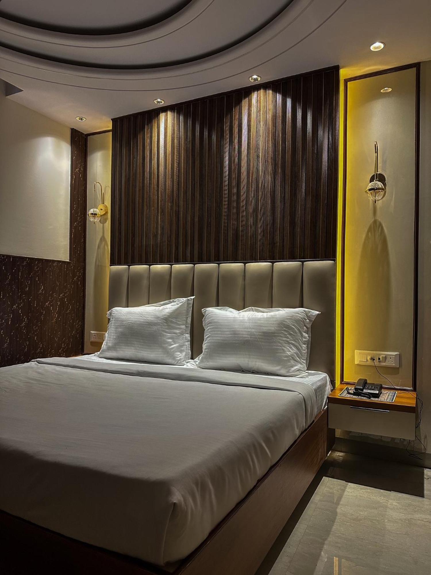 Delhi Delight Premium Bed & Breakfast New Delhi Luaran gambar