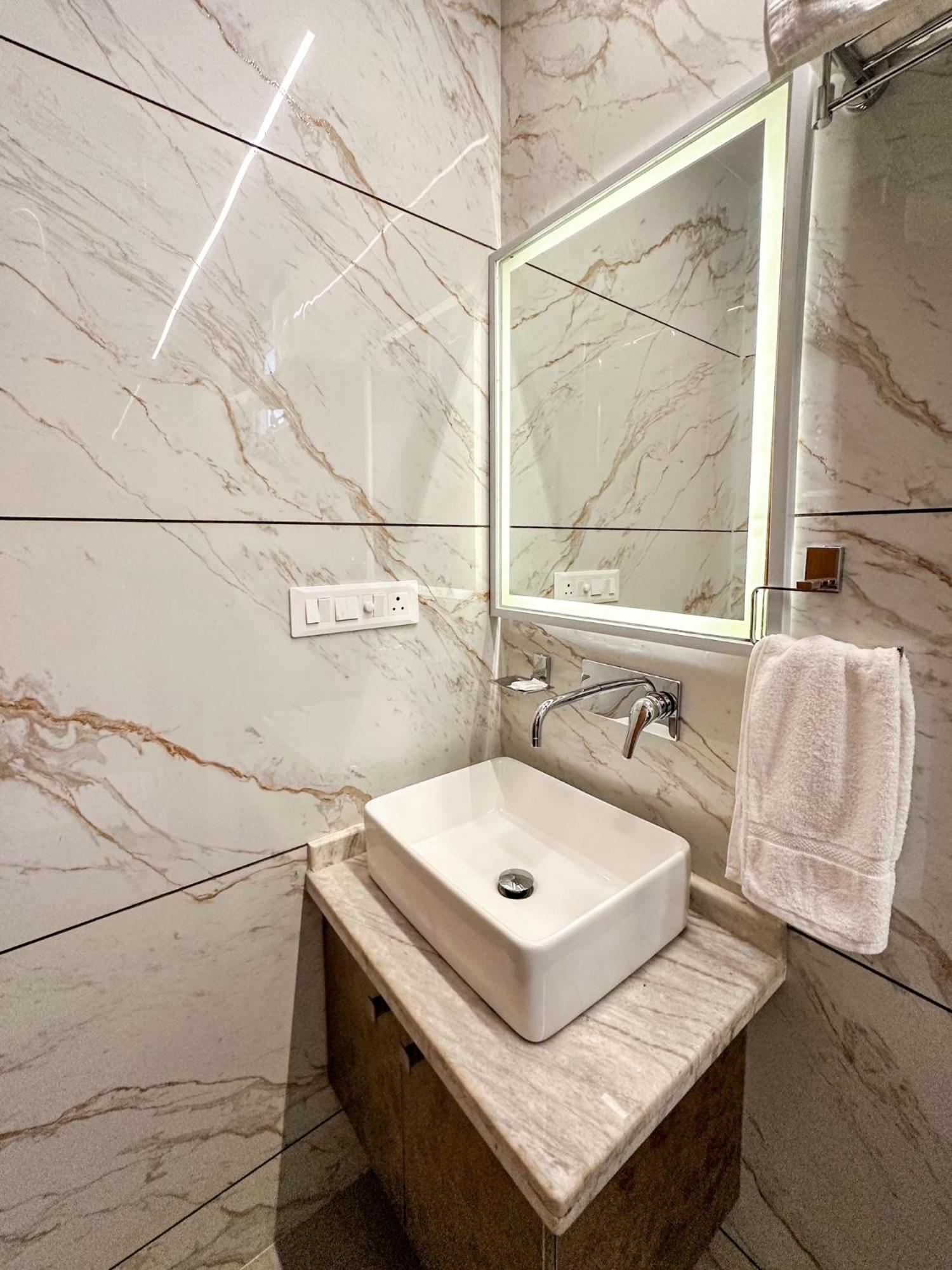 Delhi Delight Premium Bed & Breakfast New Delhi Luaran gambar